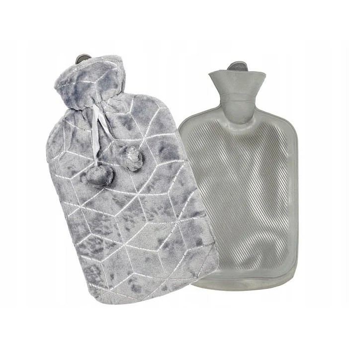 Warmwaterkruik 2 Liter met Zachte Hoes – Rubberen Kruik Grijs met Hartjes