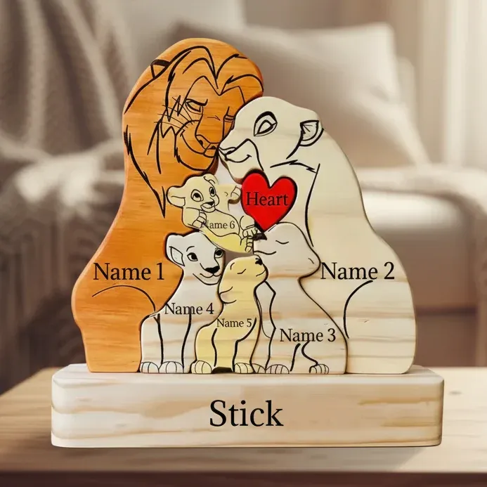 Gepersonaliseerd Houten Familie Sculptuur – Leeuw of Beer Design