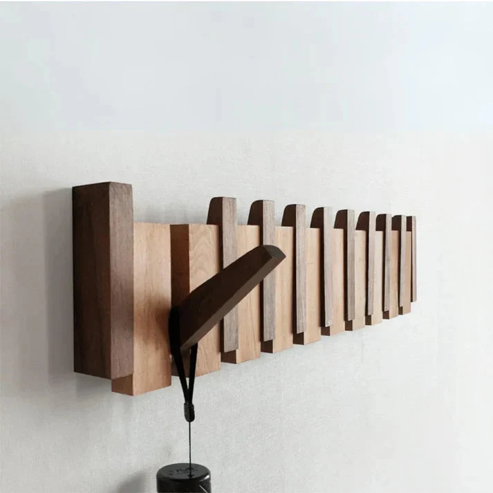 Unieke Houten Kapstok met Muziekdesign