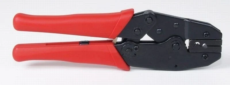 Pressure-distributing crimping pliers